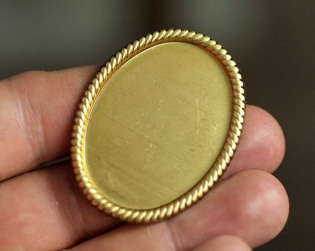 2 Vintage Raw Brass Oval Pendant Setting With (40x30mm) Cameo Base Without Hole L-11