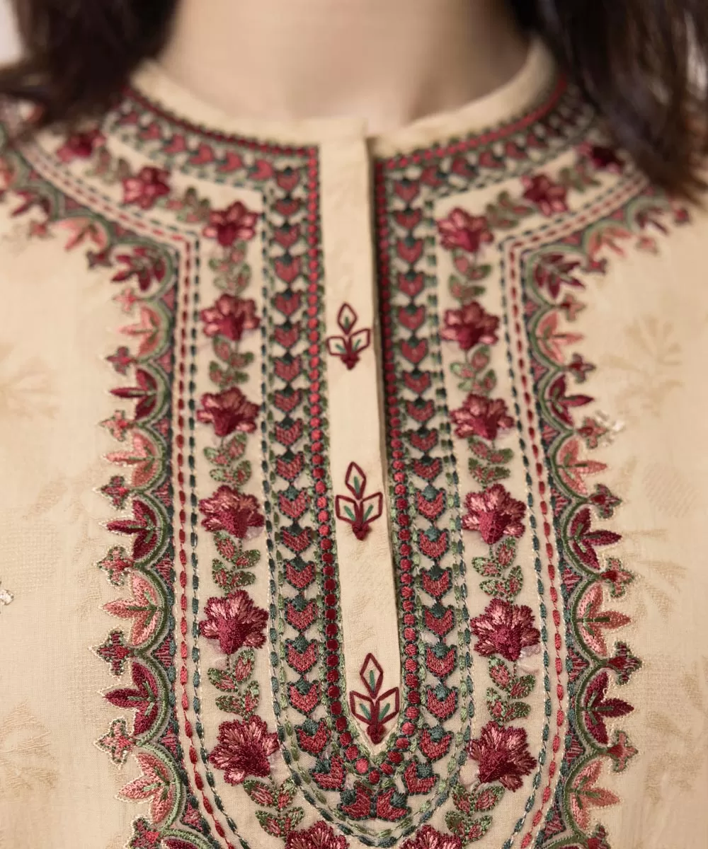 3 Piece - Embroidered Jacquard Suit