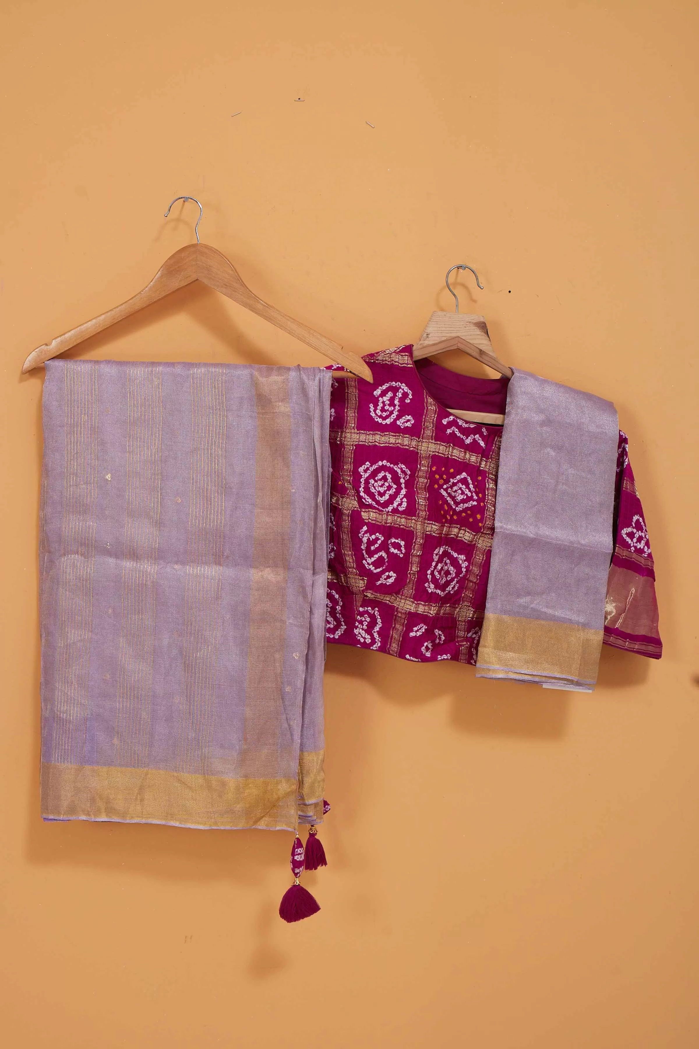 91A079 Lilac Tissue Silk Saree with Magenta Bandhej Blouse