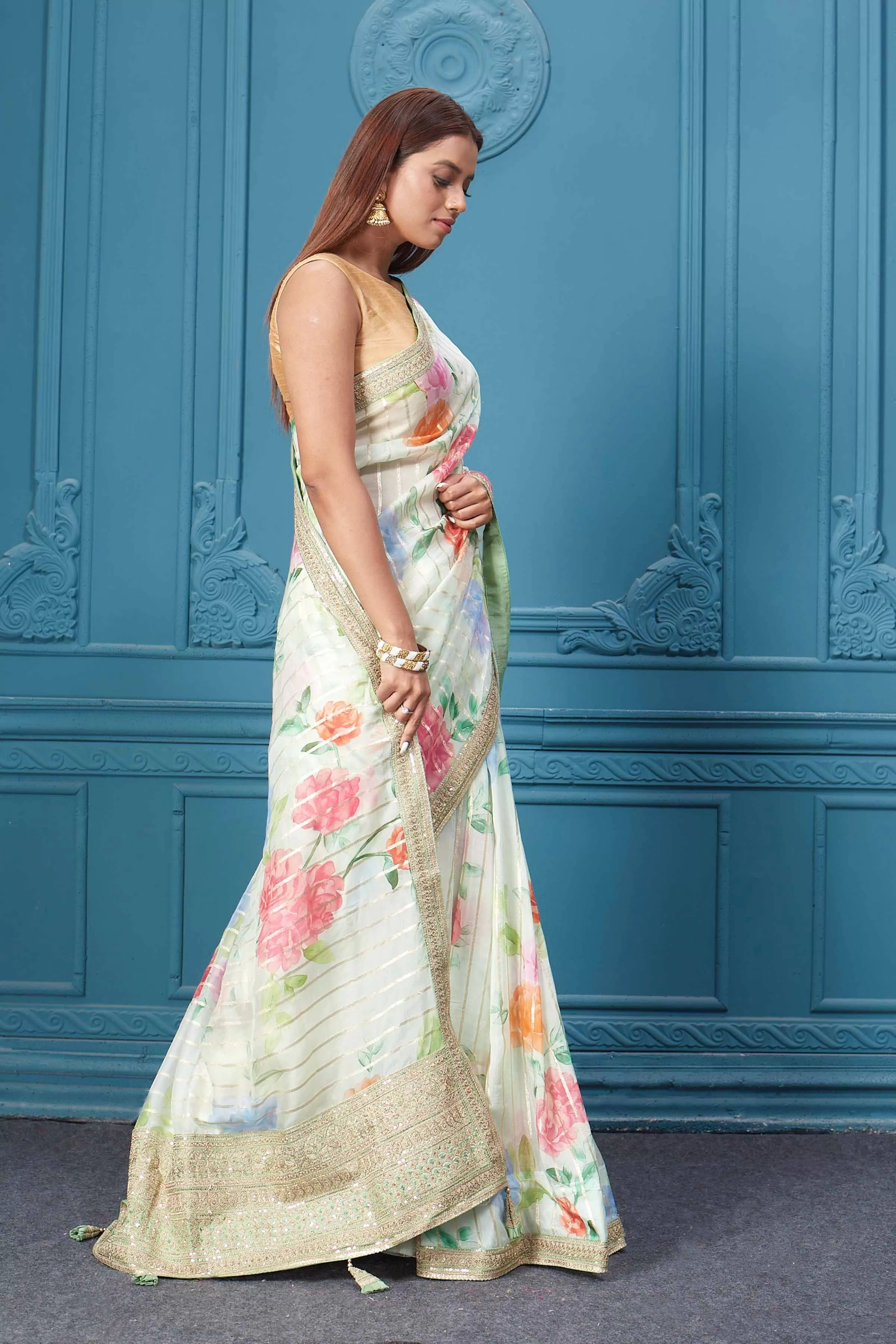 91A107 Mint Green Floral Georgette Saree with Saree Blouse