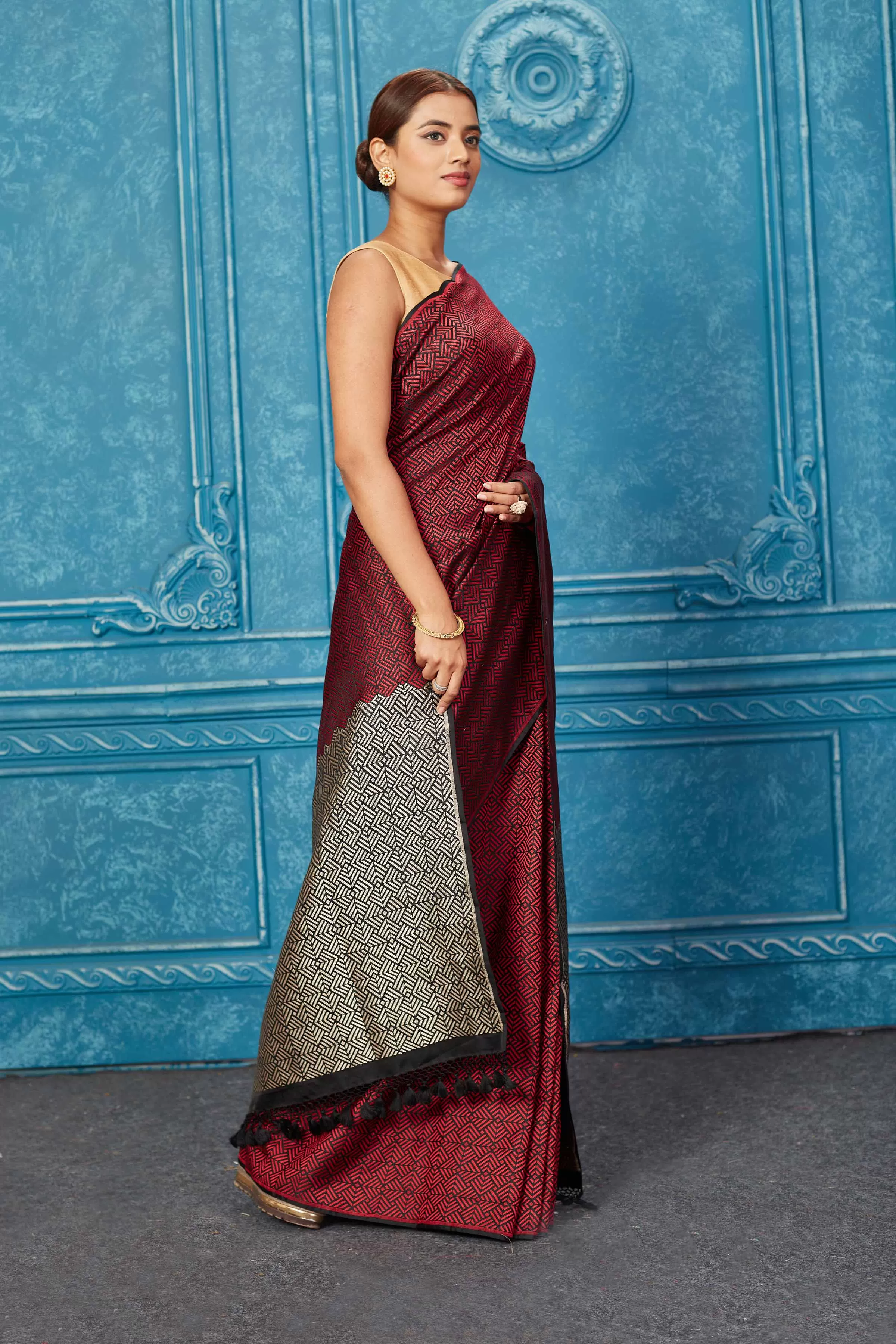 91A263 Maroon Mashru Banarasi Saree with Contrasting Pallu