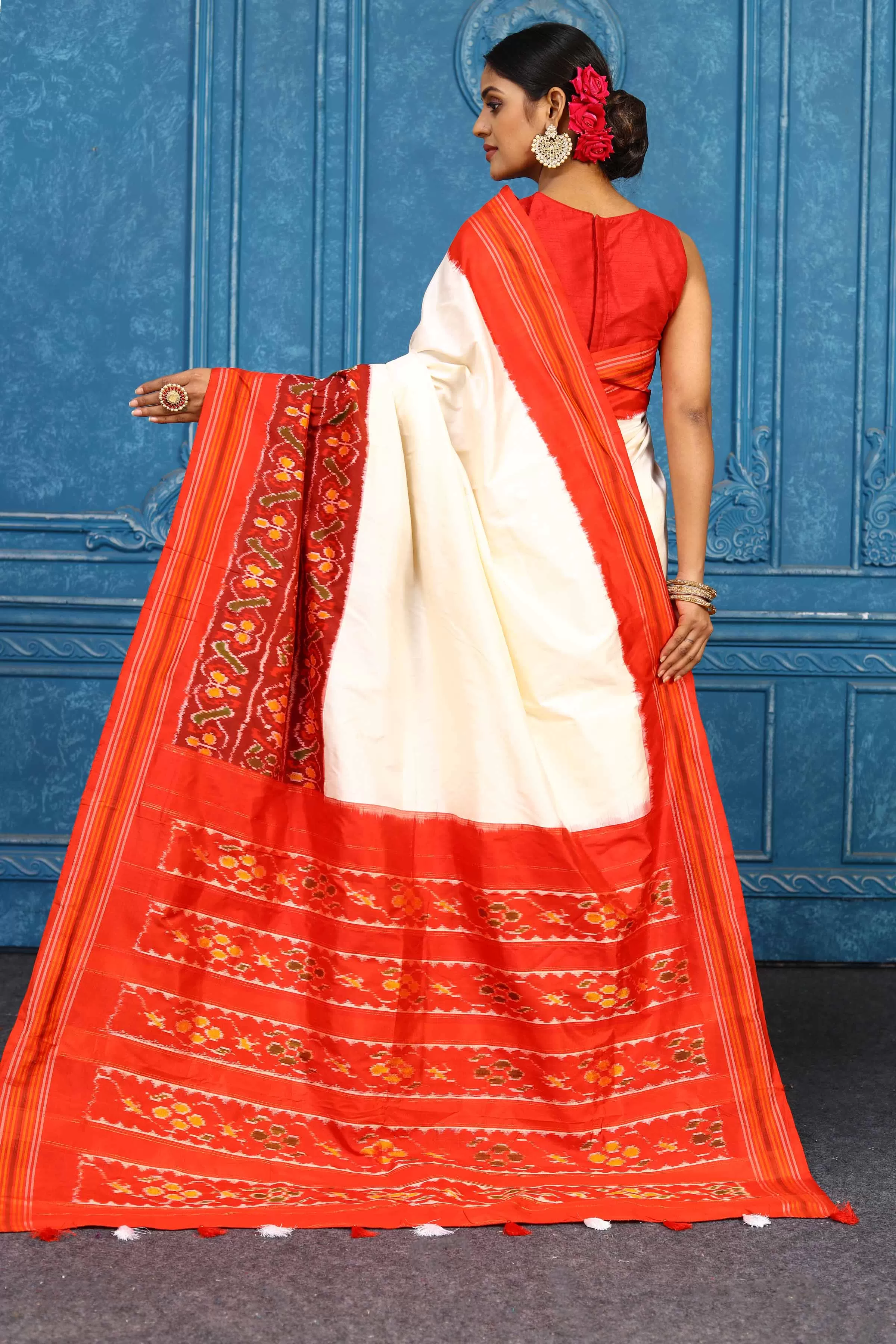 91A434 Cream and Red Pochampalli Ikkat Silk Saree