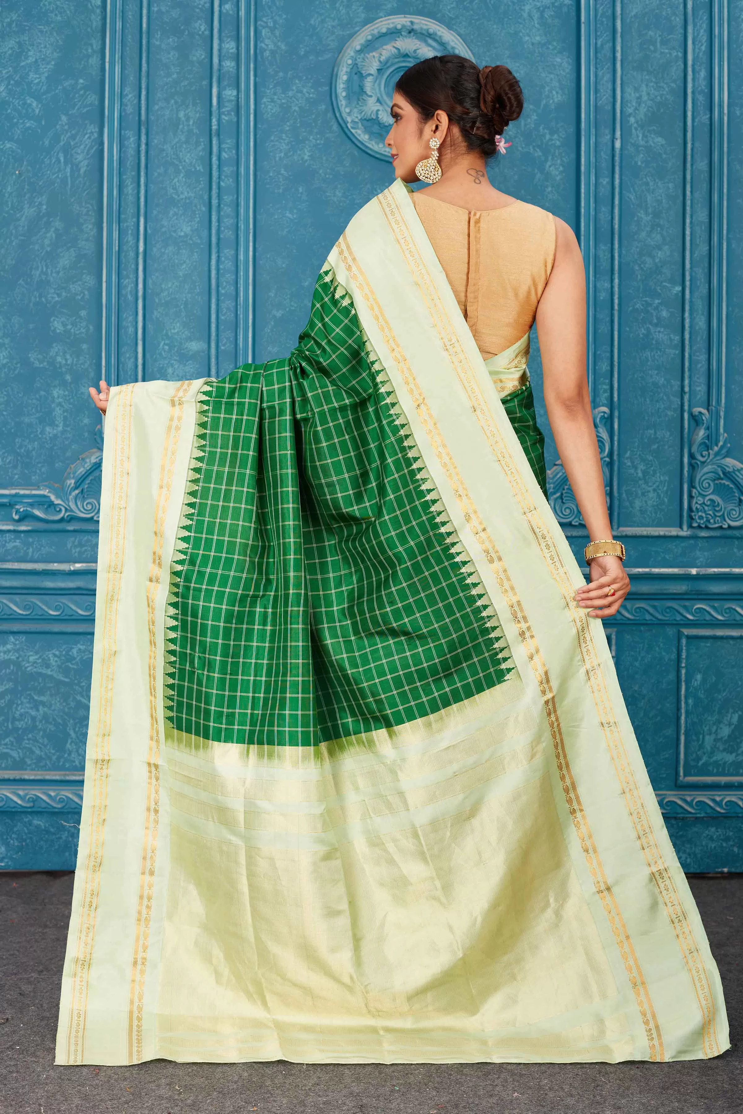 91A469 Green Check Kanchipuram Saree with Mint Green Border