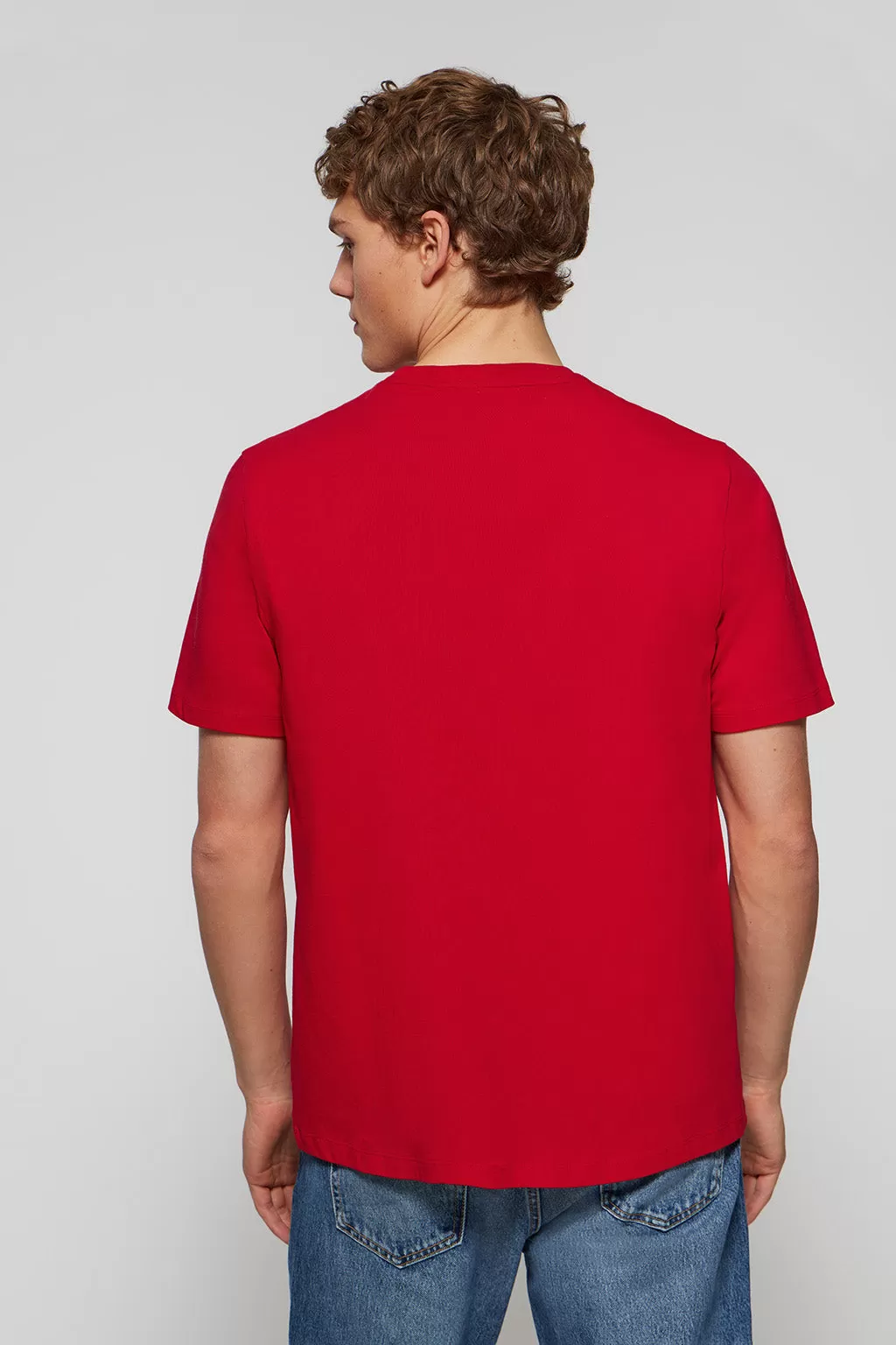 Camiseta básica roja con print icónico Polo Club