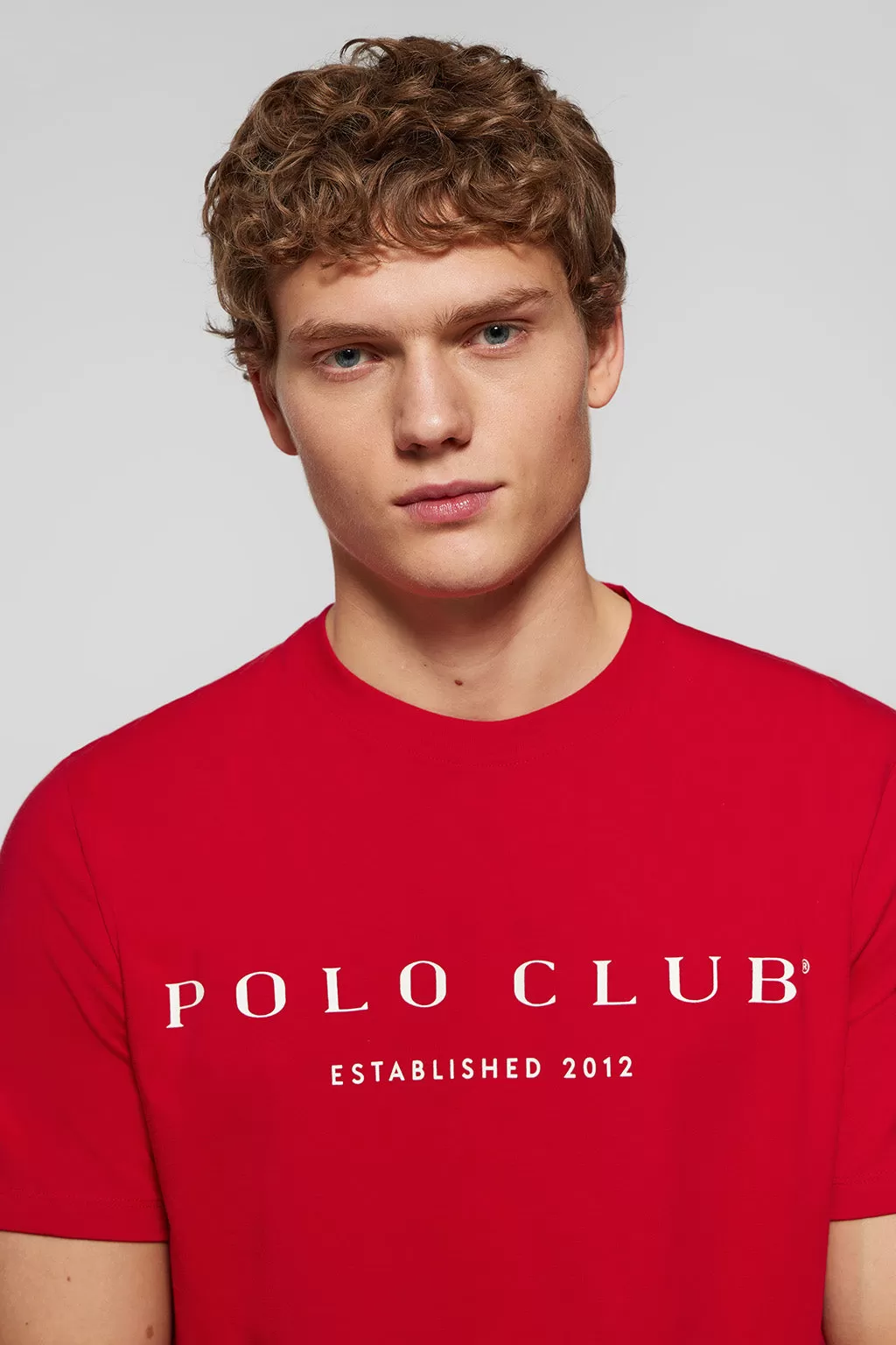 Camiseta básica roja con print icónico Polo Club