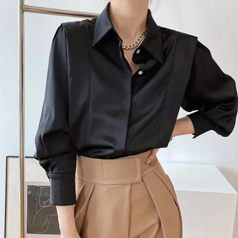 Elegant Blouse With Buttons