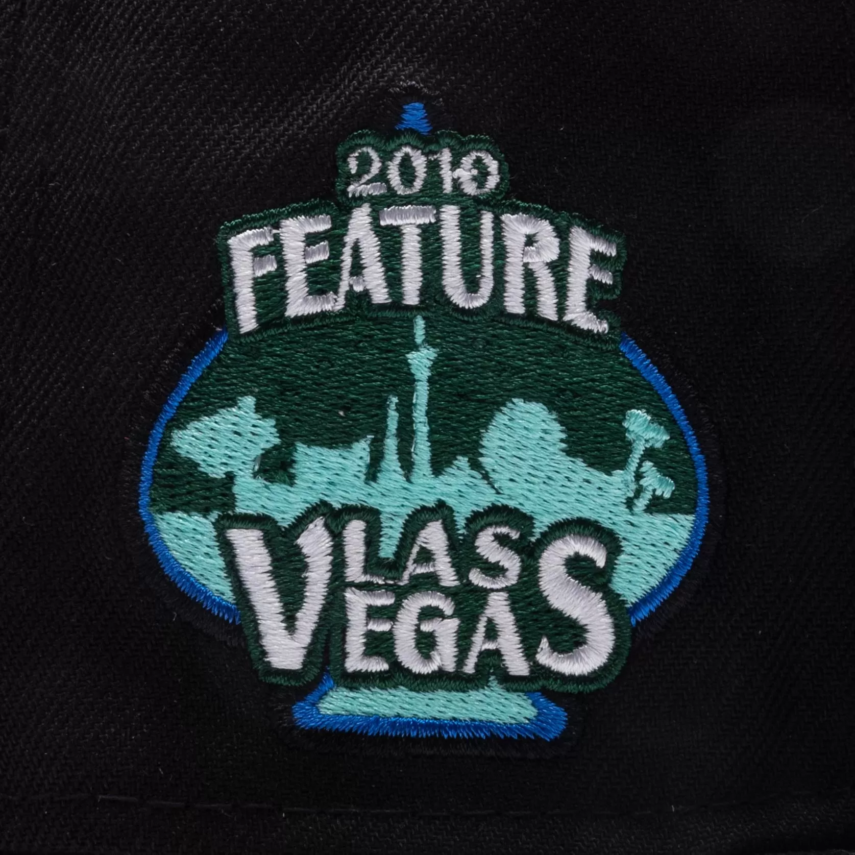 Feature x New Era Old English Las Vegas Fitted - Black/Mint