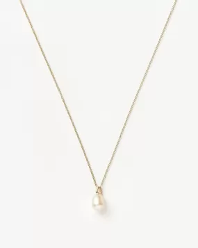 Fine Pearl Pendant Necklace