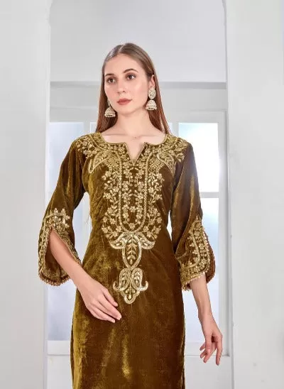 Gold Tone Heavy Embroidered Velvet Full Sleeves Kurti Pant Set