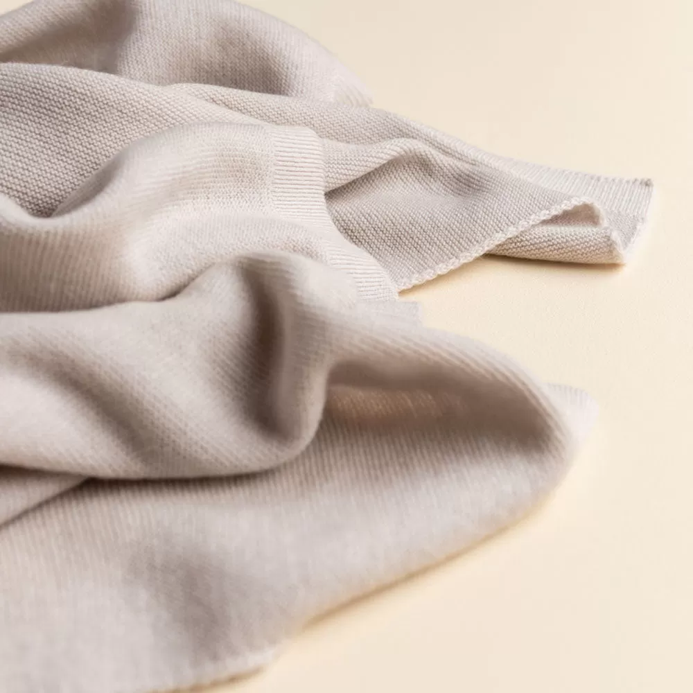 Hvid - Eliz blanket - 100% Merino wool - Thin knit