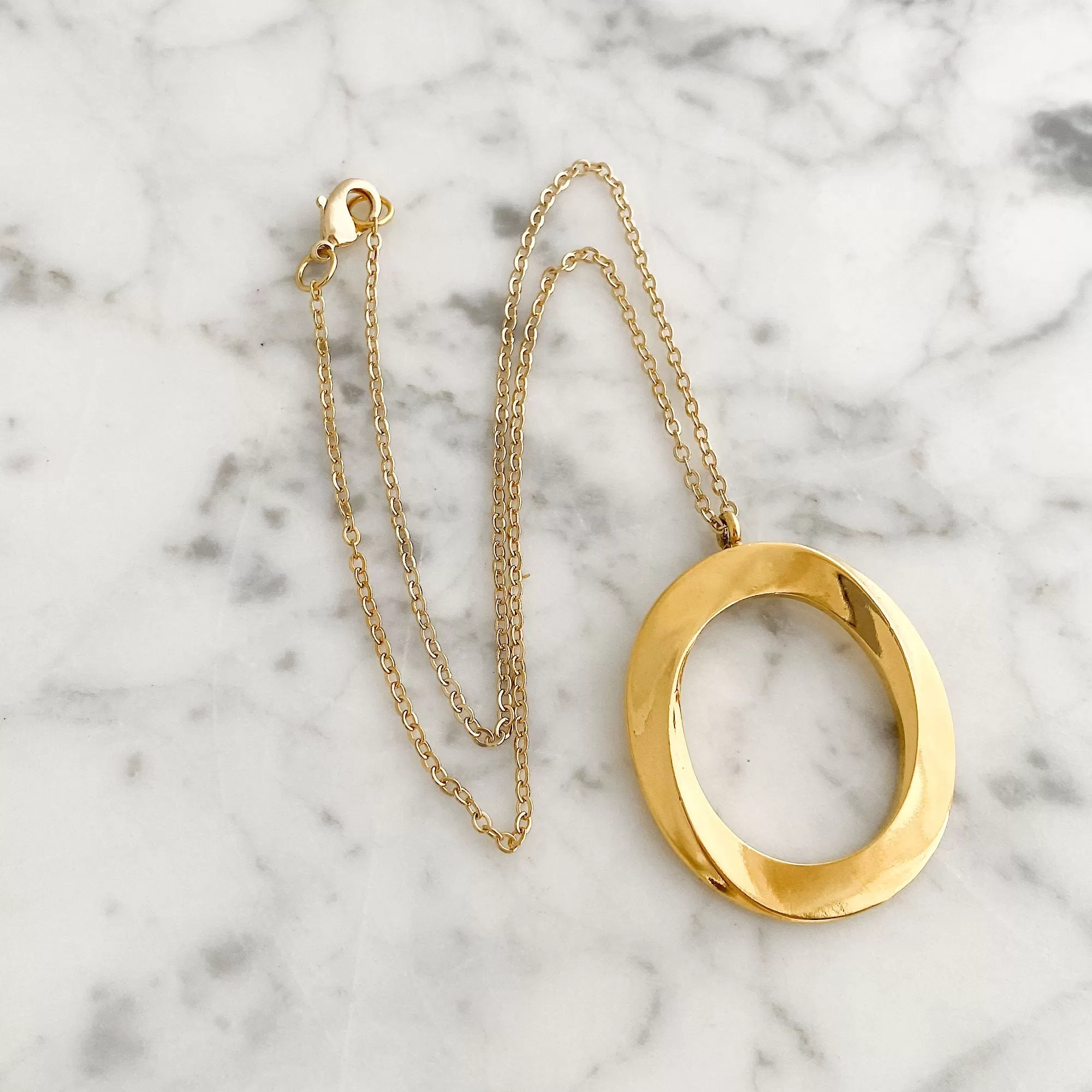 JESSE vintage gold hoop pendant necklace