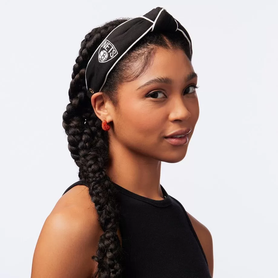 JET BROOKLYN NETS EMBROIDERED KNOTTED HEADBAND