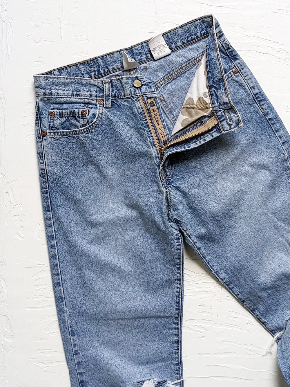 Lucky Brand Light Wash Distressed Jeans