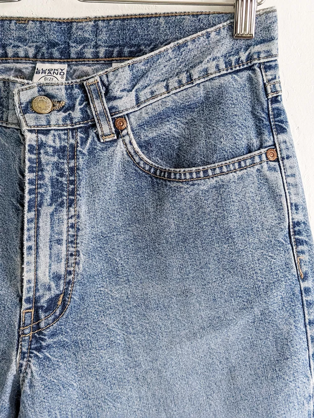 Lucky Brand Light Wash Distressed Jeans