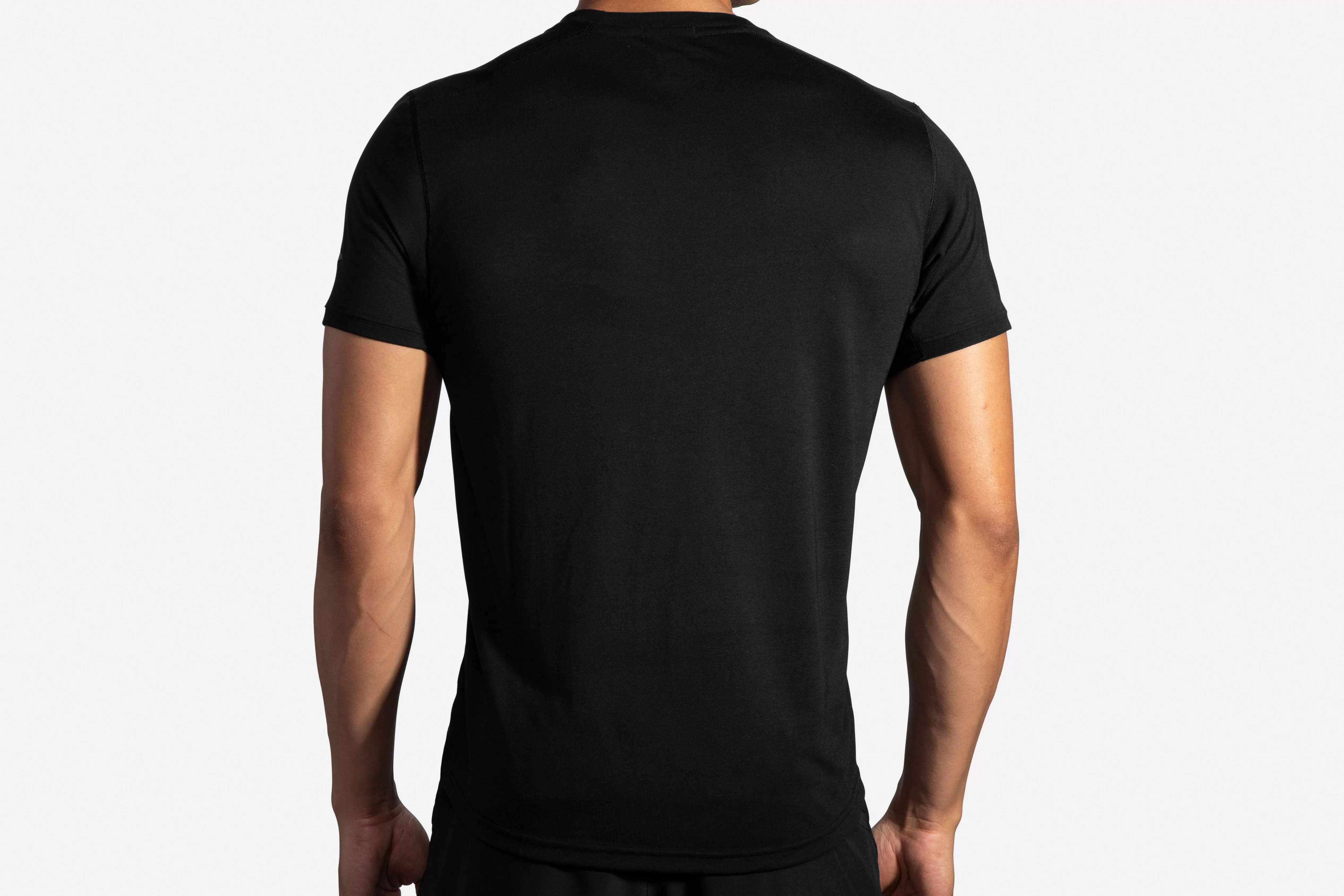 M Brooks Distance Short Sleeve