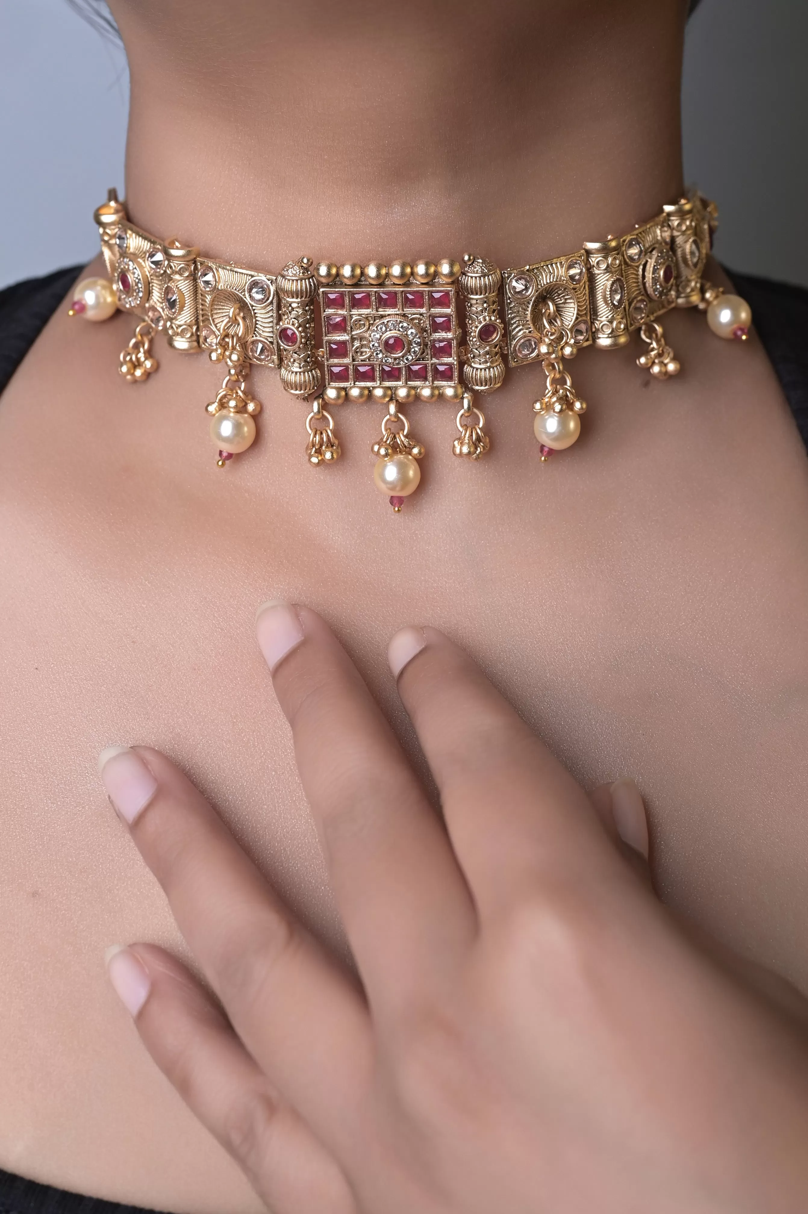 Matt Golden Choker Necklace Set with Monalisa and AD Stonework