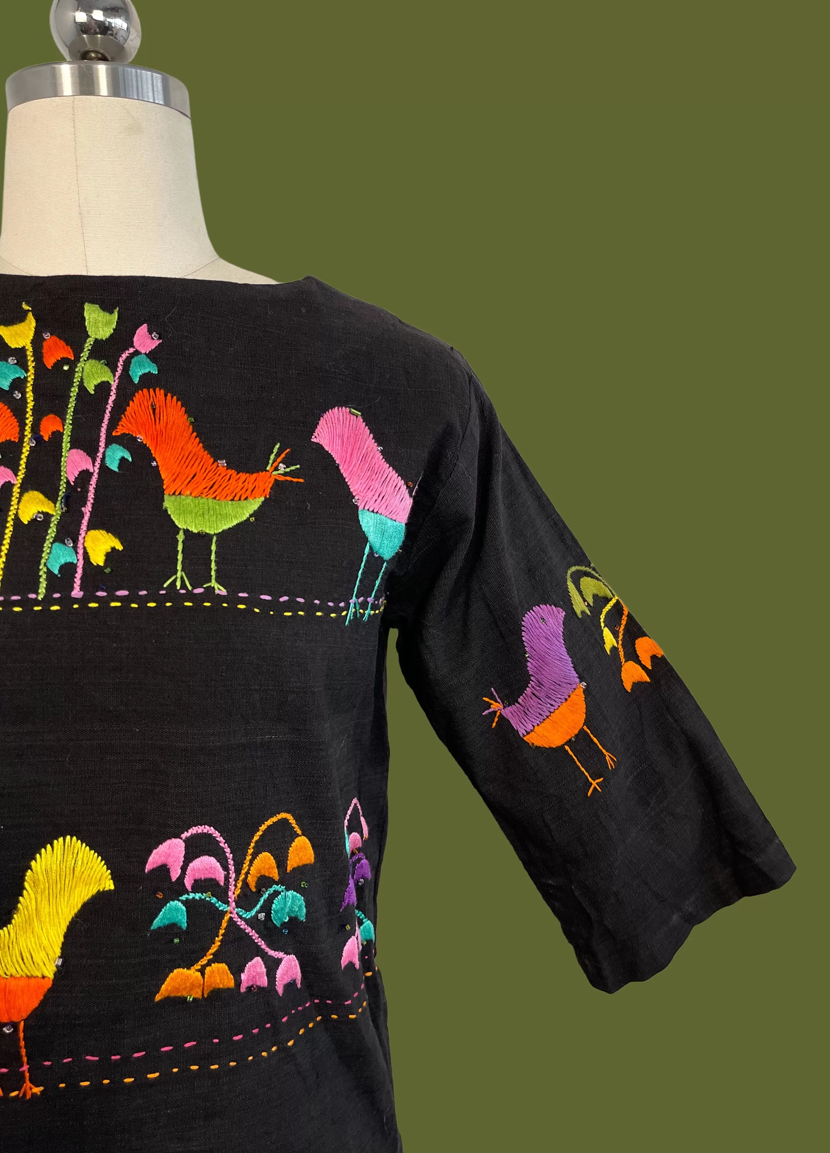 NICE FOLK 60s Embroidered Mexican Blouse by Nelly, Small