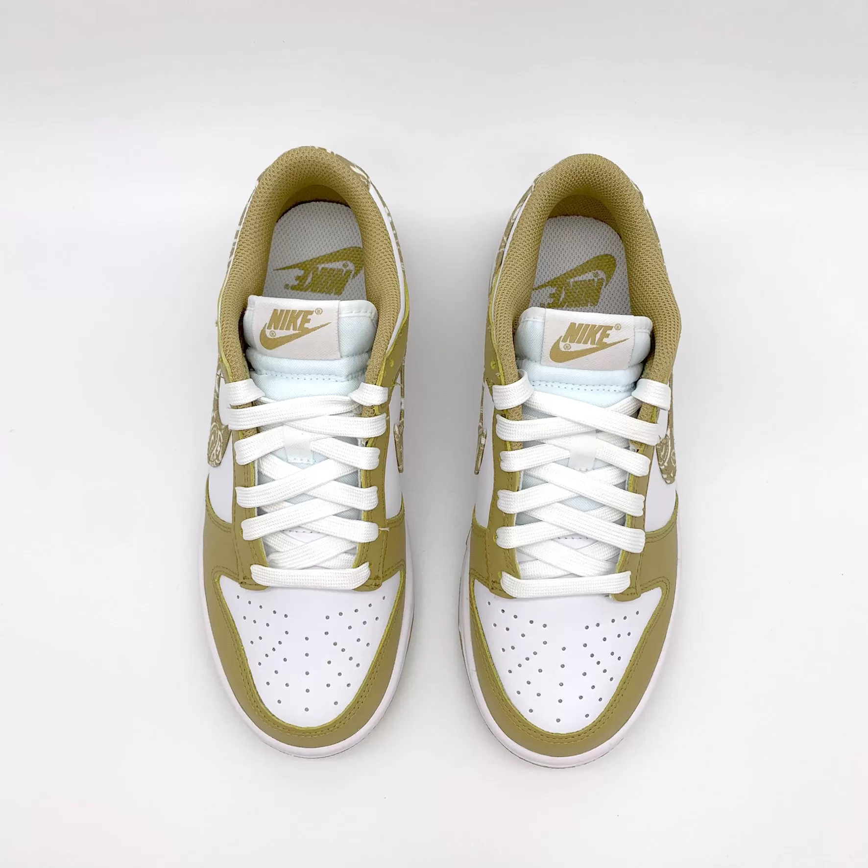 Nike Dunk Low Essential Paisley Pack Barley