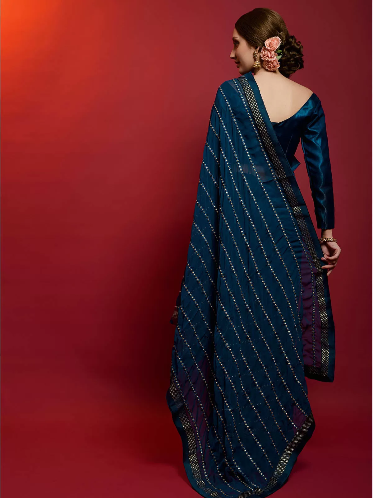 Odette Women Dark Blue Georgette Saree With Unstitched Blouse