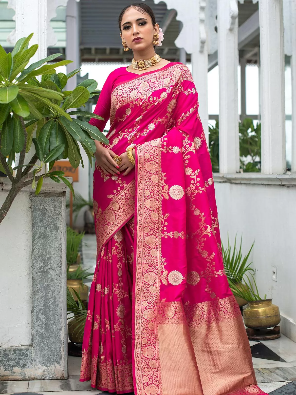 Odette Women Pink Banarasi Silk Exclusive Wevon Designer Saree With Unstitched Blouse