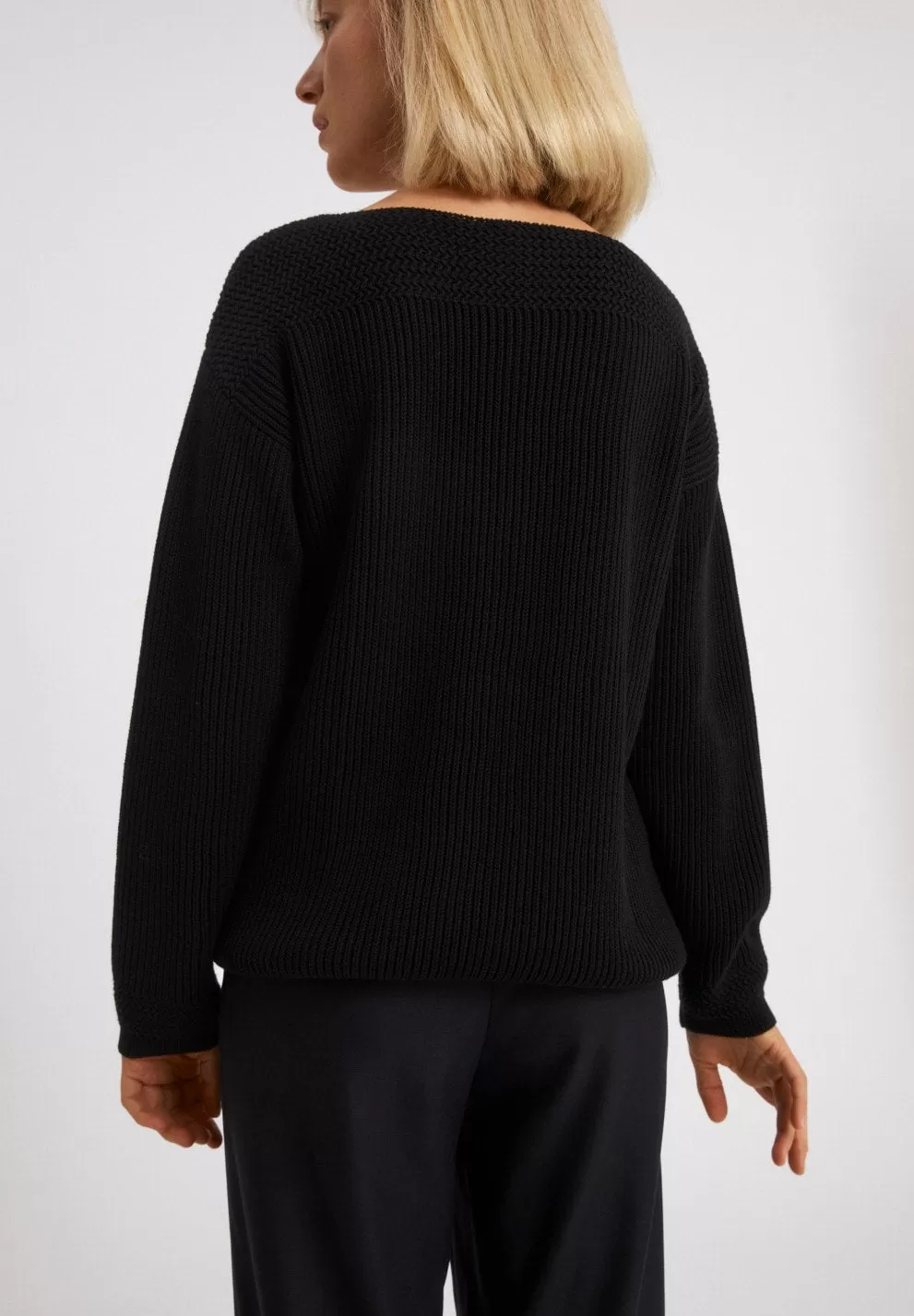 Raachela Black Knitted Sweater in Organic Cotton