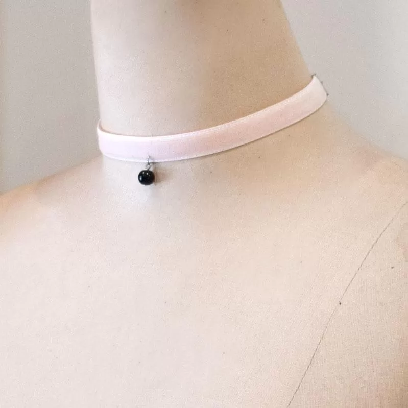 ROXINE pink velvet and pearl choker