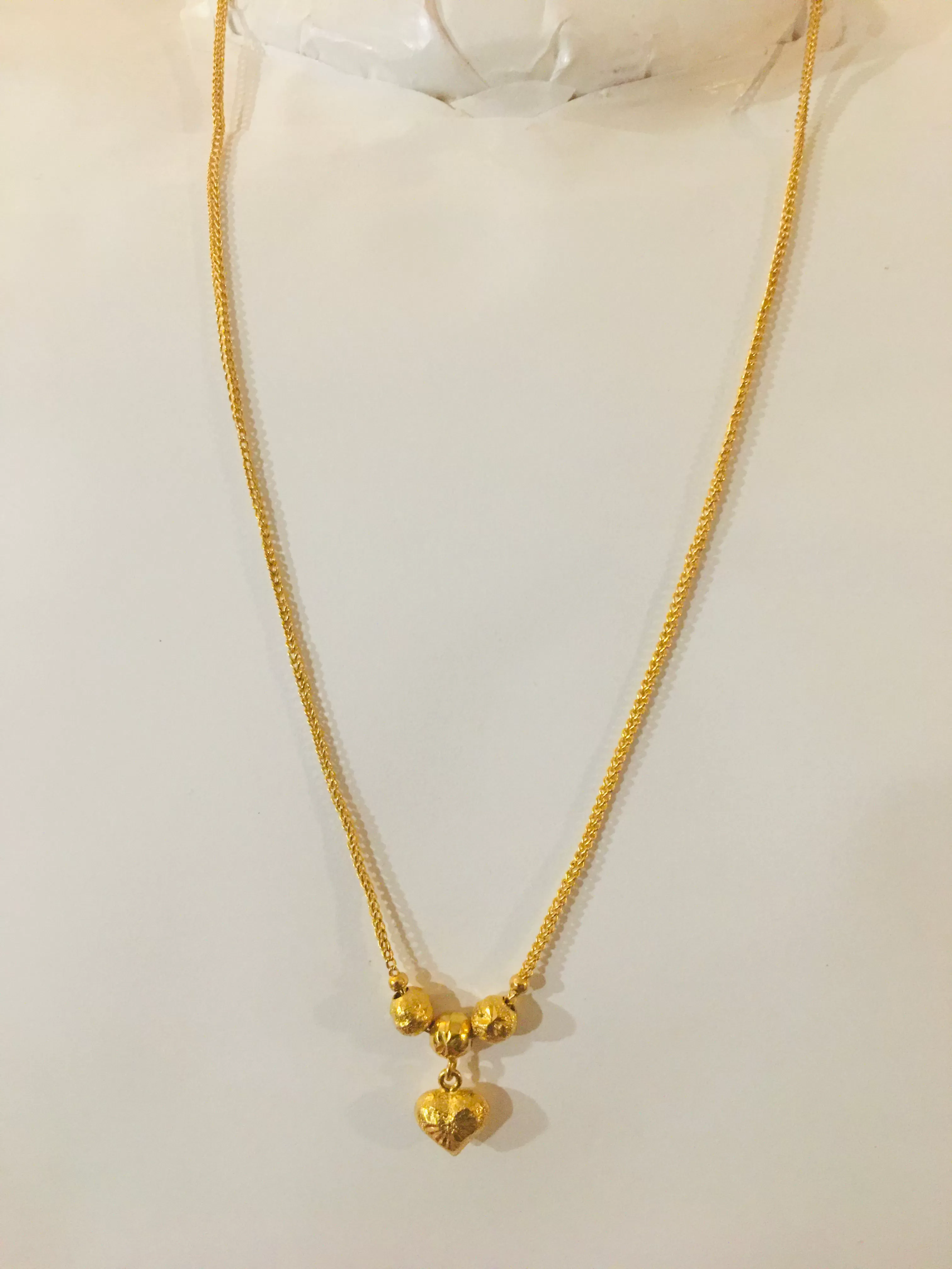 Sold out Item no. SP1032 Bangkok Solid Gold 17”long Choker & 8 grams